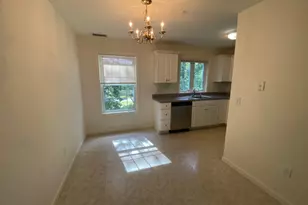 20 Orchard St, Brookfield, CT 06804 - Photo 5