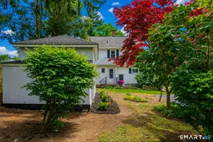 135 Greenwood Ave, Waterbury, CT 06704 - Photo 29