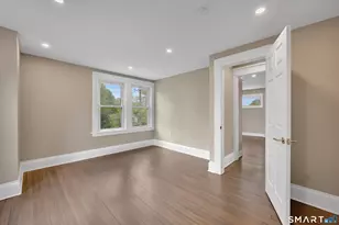 135 Greenwood Ave, Waterbury, CT 06704 - Photo 17