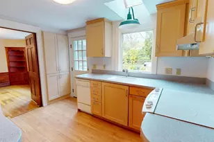 240 Great Neck Rd, Waterford, CT 06385 - Photo 15
