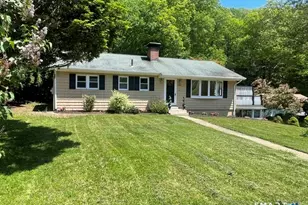 106 Lucas Park Rd, Norwich, CT 06360 - Photo 1
