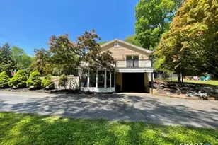 106 Lucas Park Rd, Norwich, CT 06360 - Photo 1