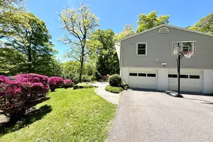 137 Florida Hill Rd, Ridgefield, CT 06877 - Photo 5