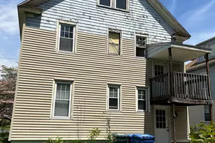 38 Bradley Ave, Hamden, CT 06514 - Photo 9