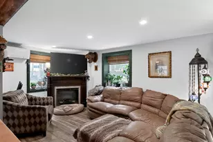 93 Book Hill Rd, Essex, CT 06426 - Photo 9