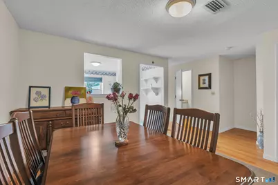 26 Kowal Court, Newington, CT 06111 - Photo 9