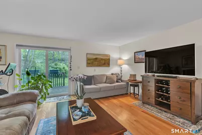 26 Kowal Court, Newington, CT 06111 - Photo 3