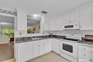 26 Kowal Ct, Newington, CT 06111 - Photo 13