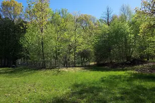 16 Carol Dr, Montville, CT 06382 - Photo 9