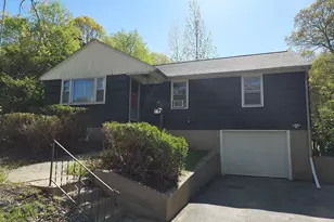 16 Carol Dr, Montville, CT 06382 - Photo 1