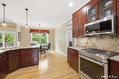 19 Claire Lane, Bloomfield, CT 06002 - Photo 17