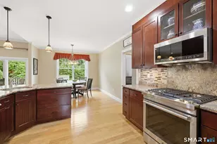 19 Claire Ln, Bloomfield, CT 06002 - Photo 17