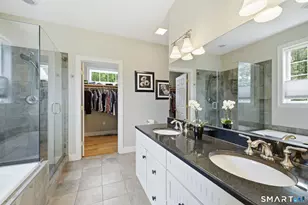 19 Claire Ln, Bloomfield, CT 06002 - Photo 23