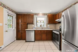 30 Hawthorne St, Bristol, CT 06010 - Photo 5