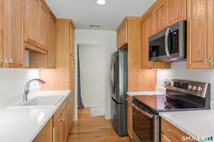 69 Heritage Vlg, Southbury, CT 06488 - Photo 5