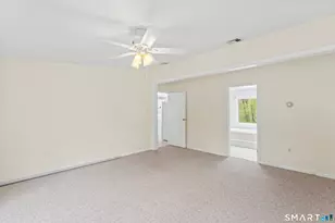 89 Cranbury Dr, Trumbull, CT 06611 - Photo 21