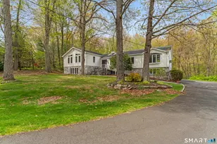 89 Cranbury Dr, Trumbull, CT 06611 - Photo 1
