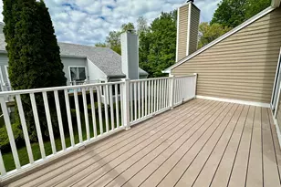 629 Longfellow Dr, Branford, CT 06405 - Photo 19