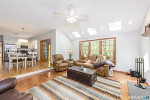 4 Crystal Ln, Wallingford, CT 06492 - Photo 7