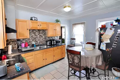 82 Spring Street, Meriden, CT 06451 - Photo 11