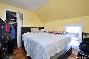 82 Spring St, Meriden, CT 06451 - Photo 35