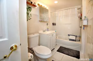 82 Spring St, Meriden, CT 06451 - Photo 27