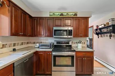 74 Hintz Drive, Wallingford, CT 06492 - Photo 11
