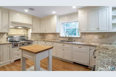 91 Lantern Ridge Road, New Canaan, CT 06840 - Photo 9