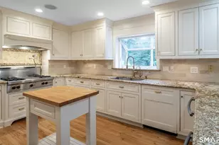 91 Lantern Ridge Rd, New Canaan, CT 06840 - Photo 9