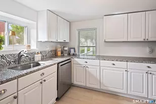 510 Reef Rd, Fairfield, CT 06824 - Photo 11
