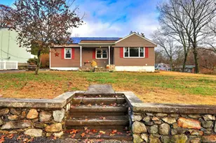 15 Walter Rd, Seymour, CT 06483 - Photo 5