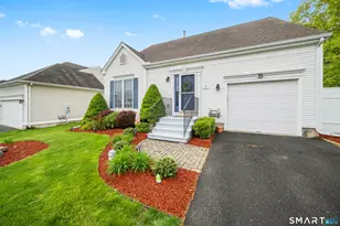 7 Heather Ln, Suffield, CT 06078 - Photo 3