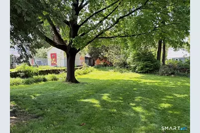 22 Wadsworth Street, Waterbury, CT 06706 - Photo 15