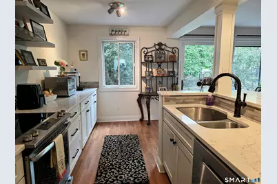 2 Heritage Village #B, Southbury, CT 06488 - Photo 9