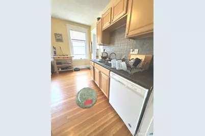 1869 Chapel Street #2, New Haven, CT 06511 - Photo 7