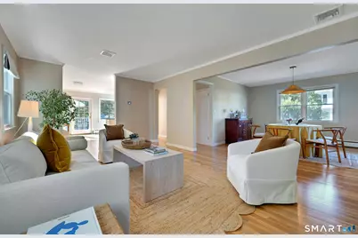 35 Hampton Lane, Stamford, CT 06903 - Photo 9