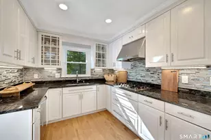 35 Hampton Ln, Stamford, CT 06903 - Photo 17