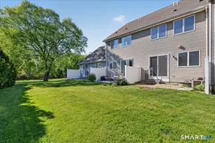 108 Sunrise Cir, Newington, CT 06111 - Photo 31