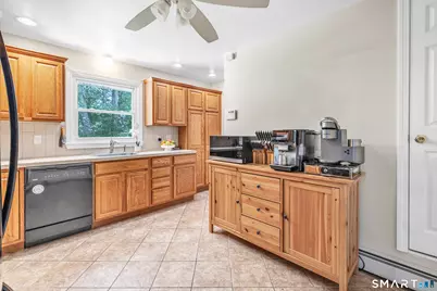 64 Tait Road, Trumbull, CT 06611 - Photo 11
