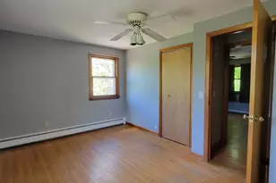 18 Parsonage Rd, Haddam, CT 06441 - Photo 9