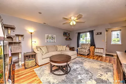 24 Winesap Court #24, Ansonia, CT 06401 - Photo 3