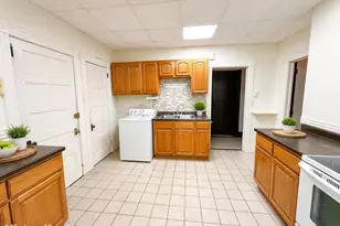 72-74 Greenfield St, Hartford, CT 06112 - Photo 11