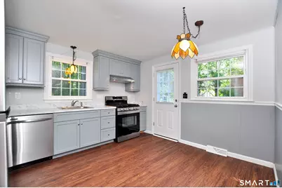 18 Ely Circle, Windsor, CT 06095 - Photo 5