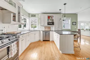 380 Ocean Ave, Stratford, CT 06615 - Photo 15