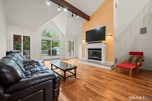 2 Executive Hill Rd, Wolcott, CT 06716 - Photo 17