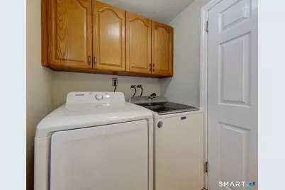 49 Whitehall Drive, East Hartford, CT 06118 - Photo 15