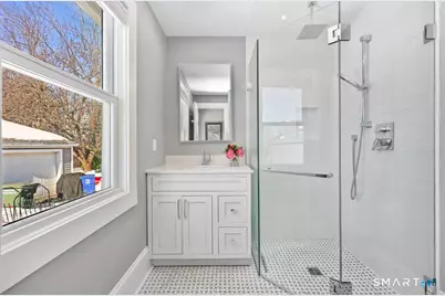 90 Clarkson Street, Bridgeport, CT 06605 - Photo 11