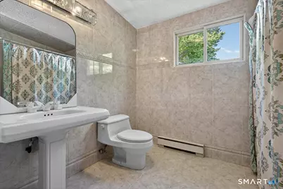 39 Westview Street, Hamden, CT 06514 - Photo 21