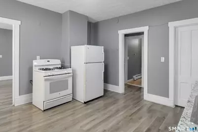 32 Lenox Street, Hartford, CT 06112 - Photo 17