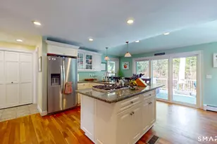 112 Barnshed Ln, Guilford, CT 06437 - Photo 7